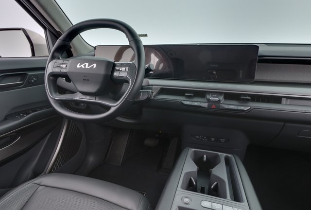 2024 Kia EV9 — photo 22 of 26