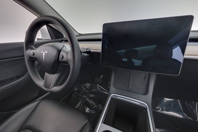 2021 Tesla Model Y — photo 20 of 24