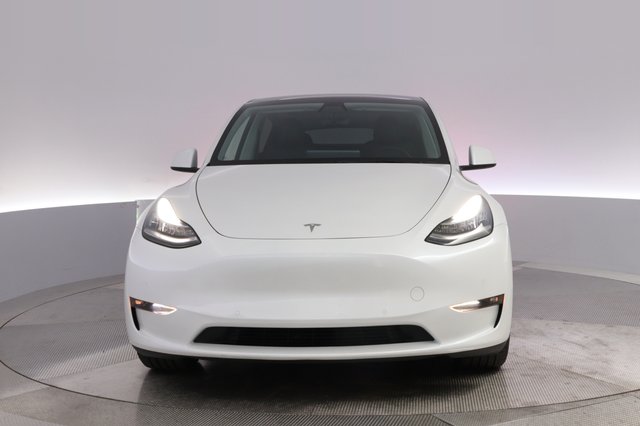 2021 Tesla Model Y — photo 9 of 24