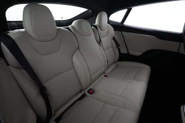 2024 Tesla Model S — photo 4 of 24