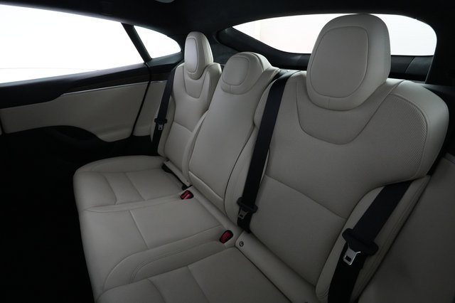 2024 Tesla Model S — photo 19 of 24