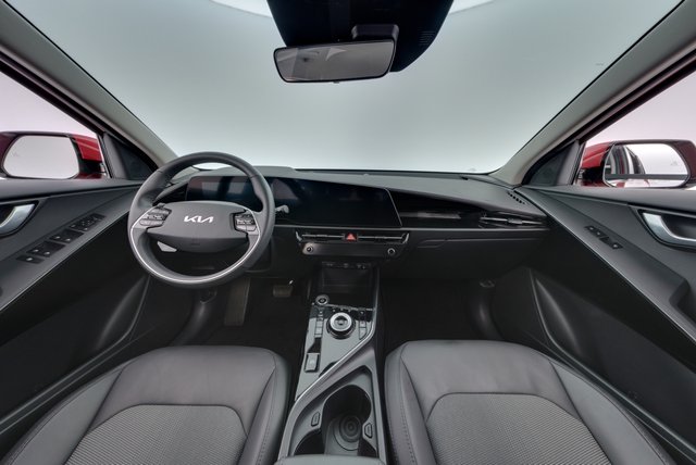 2023 Kia Niro EV — photo 21 of 24