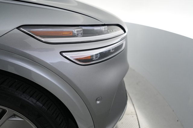 2023 Genesis Electrified GV70 — photo 27 of 28