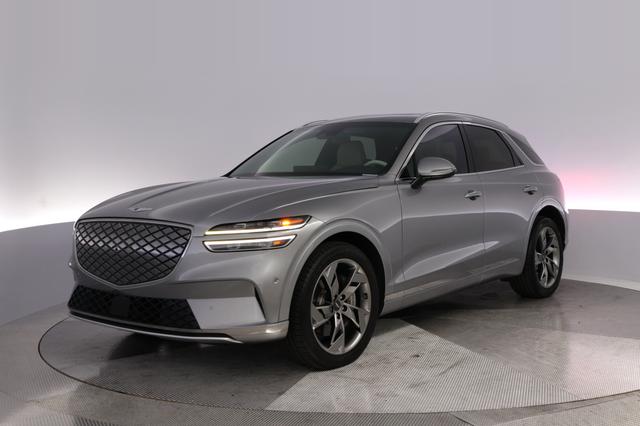 2023 Genesis Electrified GV70 — VIN 5NMMCET17PH000548