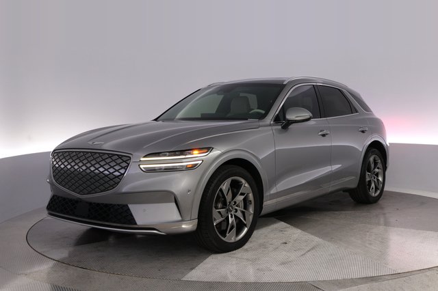 2023 Genesis Electrified GV70 — VIN 5NMMCET17PH000548