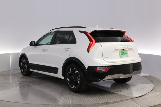 2023 Kia Niro EV — photo 13 of 24