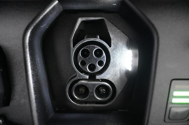 2023 Kia Niro EV — photo 8 of 24
