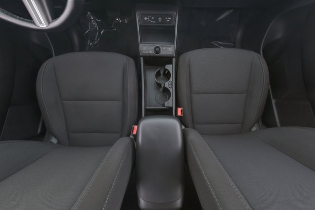 2024 Hyundai Kona Electric — photo 21 of 25