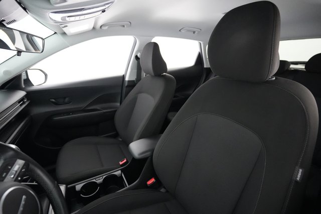2024 Hyundai Kona Electric — photo 3 of 25