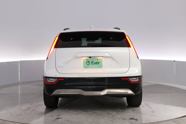 2024 Kia Niro EV — photo 12 of 24