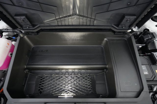 2024 Kia Niro EV — photo 23 of 24
