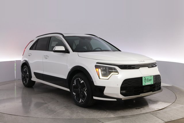 2024 Kia Niro EV — photo 10 of 24
