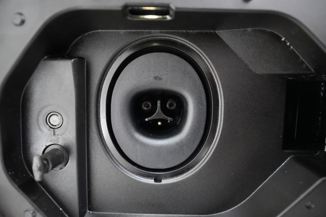 2026 Toyota bZ — photo 8 of 24
