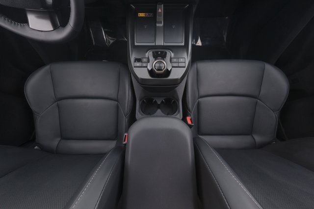 2026 Toyota bZ — photo 22 of 24