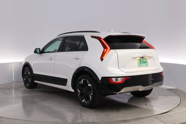 2026 Kia Niro EV — photo 13 of 24