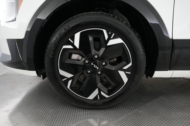 2026 Kia Niro EV — photo 15 of 24