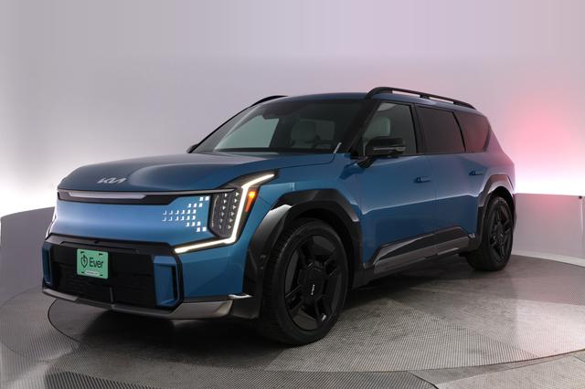 2024 Kia EV9 — VIN KNDAEFS57R6023903
