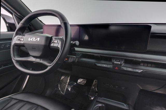 2024 Kia EV9 — photo 22 of 26