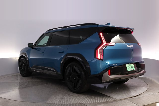2024 Kia EV9 — photo 13 of 26