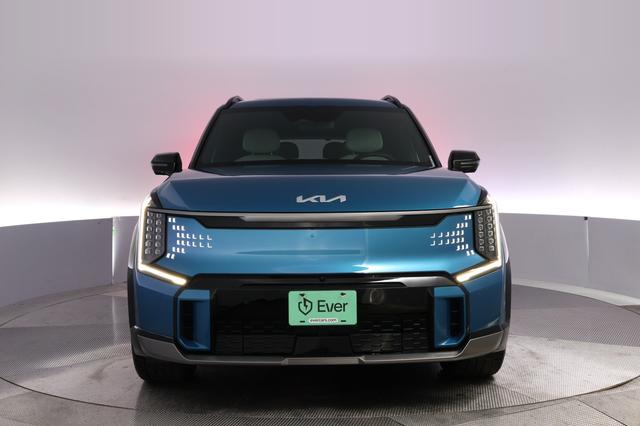 2024 Kia EV9 — photo 9 of 26