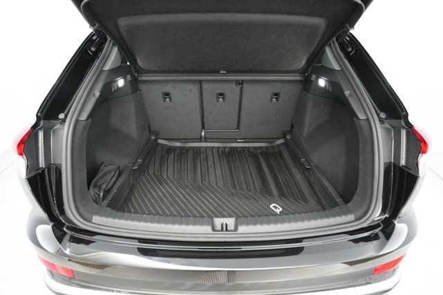 2024 Audi Q4 e-tron — photo 6 of 23