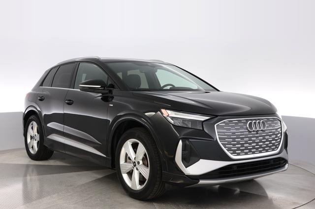 2024 Audi Q4 e-tron — photo 10 of 23
