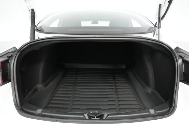 2023 Tesla Model 3 — photo 6 of 24