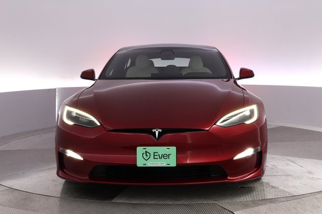 2023 Tesla Model S — photo 9 of 24