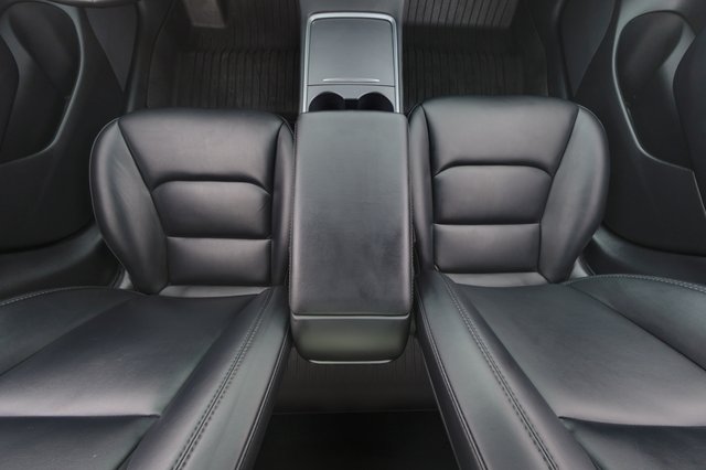 2021 Tesla Model 3 — photo 22 of 24